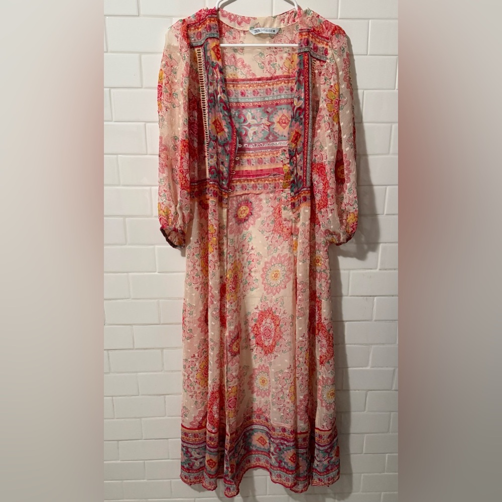 Zara Caftan - Picture 3 of 6